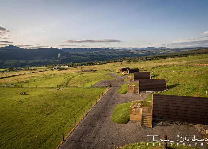 Benvrackie Luxury Glamping Pet Friendly Pod At Pitilie Pods